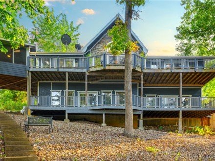 453 Graham, Camdenton, MO 65020