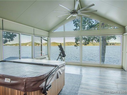 36 Gar, Camdenton, MO 65020