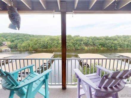 611 Lazy Days, Osage Beach, MO 65065