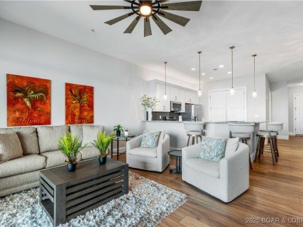 166 Captiva, Sunrise Beach, MO 65079