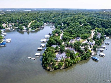 570 Palisades, Four Seasons, MO 65049