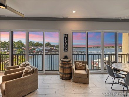 1184 Jeffries, Osage Beach, MO 65065