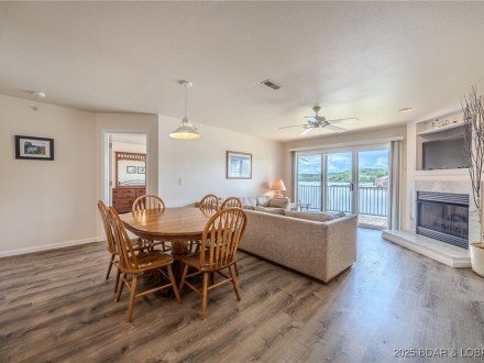 272 Cedar Glen, Camdenton, MO 65020