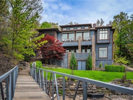 32 Wild Pines, Villages, MO 65079