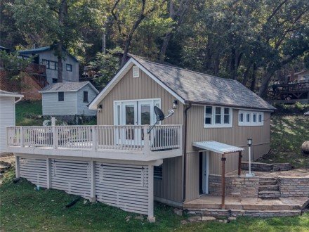 54 Stealth Cove, Roach, MO 65787