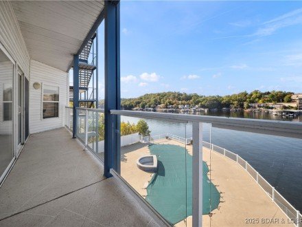 183 Upper Monarch Cove, Lake Ozark, MO 65049