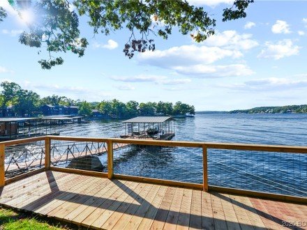 185 Betlo, Sunrise Beach, MO 65079