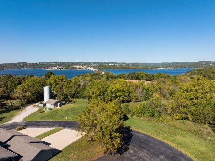 110 Kimberling Shores, Kimberling City, MO 65686