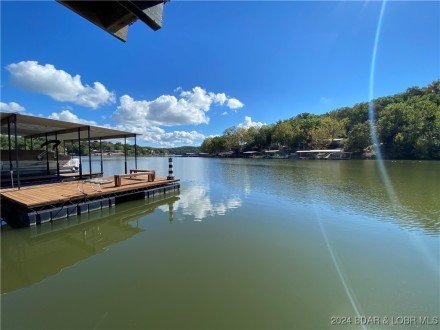 1735 Lick Creek, Edwards, MO 65326