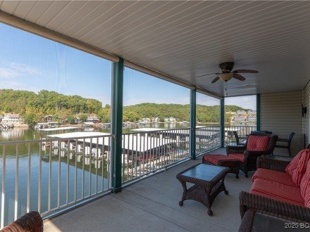 786 Pershing, Camdenton, MO 65020