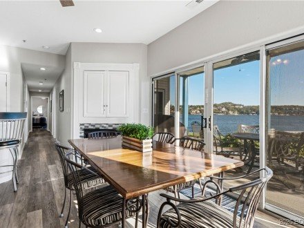 36 Monarch Cove, Lake Ozark, MO 65049