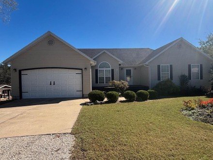 1269 Clevenger Cove Rd, Hollister, MO 65672