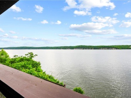 5940 Baydy Peak, Osage Beach, MO 65065
