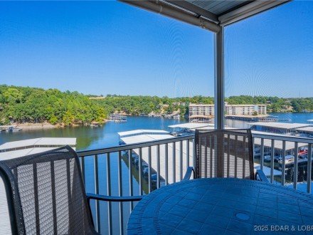 68 Lighthouse, Lake Ozark, MO 65049