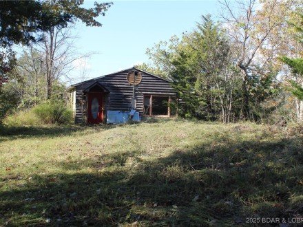 3955 Woodson Point, Stover, MO 65078
