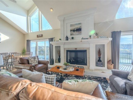 426 Cedar Heights, Camdenton, MO 65020