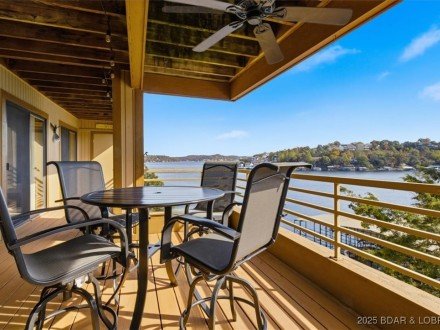 120 Cedar, Lake Ozark, MO 65049