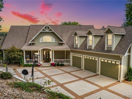 323 Cherry Hill, Lake Ozark, MO 65049