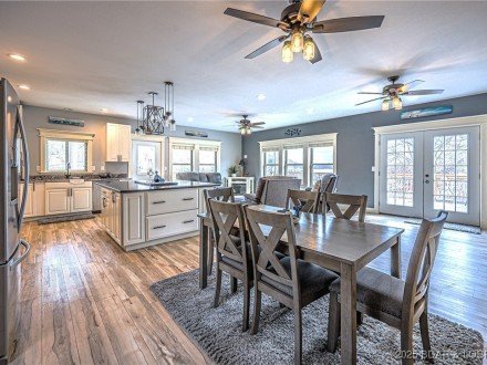 401 Putt N Bay, Sunrise Beach, MO 65079