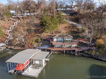 180 Borders, Lake Ozark, MO 65049