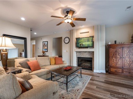 20332 Timberlake Village, Rocky Mount, MO 65072