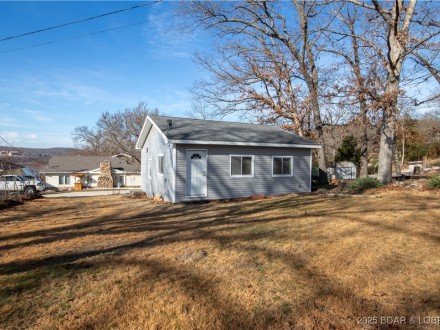 208 Green Bay, Sunrise Beach, MO 65079