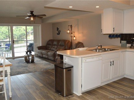 40 Lighthouse, Lake Ozark, MO 65049