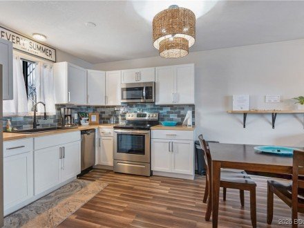 5499 Three Seasons Rd, Osage Beach, MO 65065