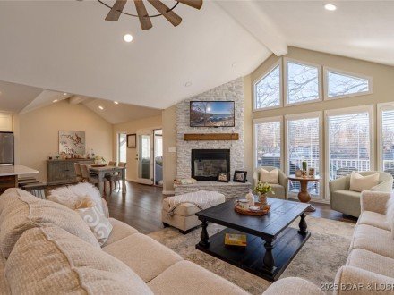 999 Imperial Point, Four Seasons, MO 65049