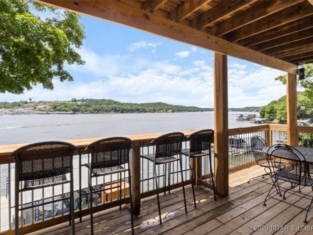 27420 Cross Lane, Barnett, MO 65011