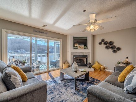 335 Vision, Camdenton, MO 65020