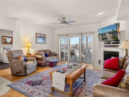 562 Hyd A Way, Camdenton, MO 65020