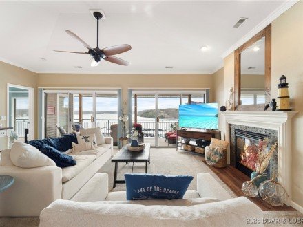 202E Palisades Condo, Lake Ozark, MO 65049