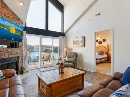 316 Cedar Heights, Camdenton, MO 65020