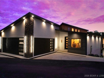 186 Frudeger, Lake Ozark, MO 65049