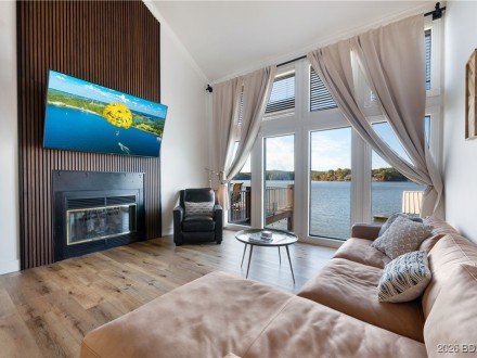 2268 Breezy Acres, Osage Beach, MO 65065