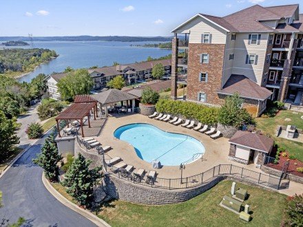 200 Majestic, Branson, MO 65616