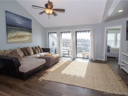 108 Robinwood, Lake Ozark, MO 65049