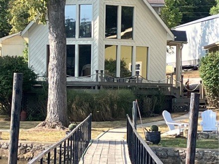 52 Paradise Valley, Gravois Mills, MO 65037