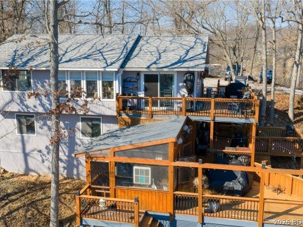 205 Run, Camdenton, MO 65020