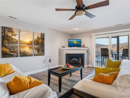 786 Pershing, Camdenton, MO 65020