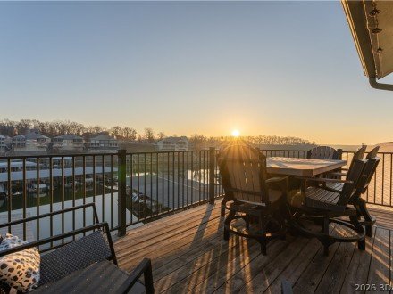 150 Southwood Shores, Lake Ozark, MO 65049