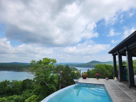 310 Cedar Bend, Shell Knob, MO 65747