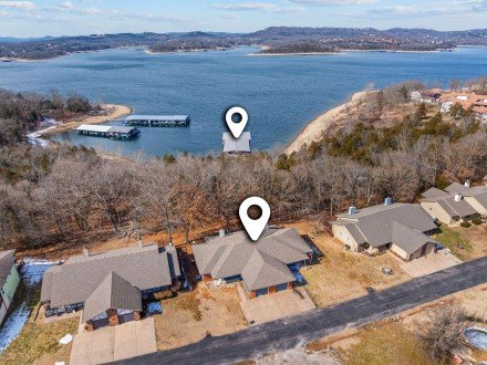 40 Kimberling Shores, Kimberling City, MO 65686