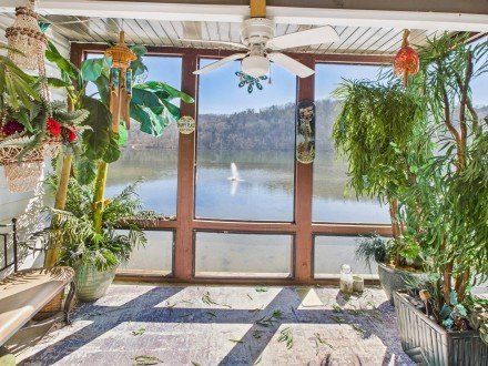 2529 State Hwy 176, Rockaway Beach, MO 65740