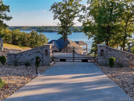 81 Forest, Sunrise Beach, MO 65079
