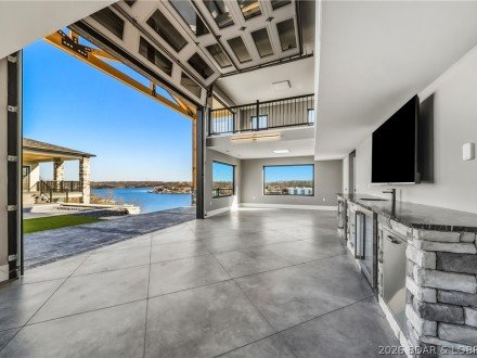 Lot 4 & 1356 Duckhead, Lake Ozark, MO 65049