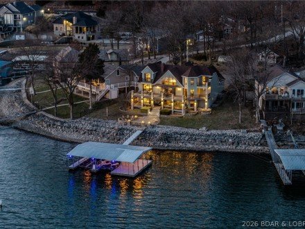 132 Old English, Sunrise Beach, MO 65079