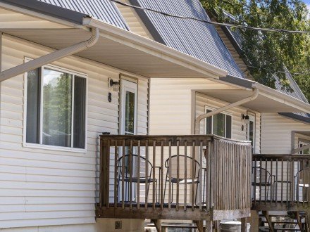 88 Deep Water, Reeds Spring, MO 65737