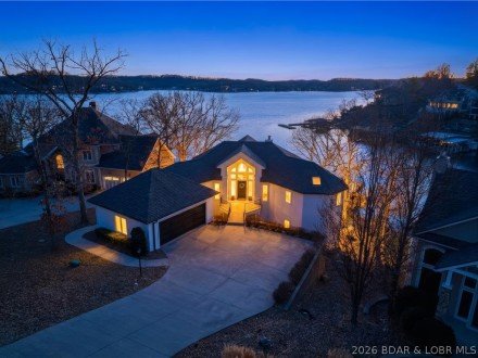 1330 Palisades, Four Seasons, MO 65049